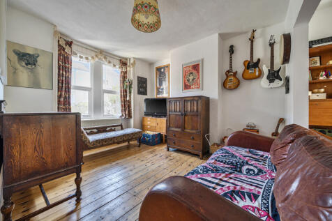 1372471-6-6900d78...