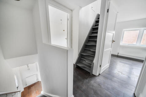 1372295-6-68fa066...