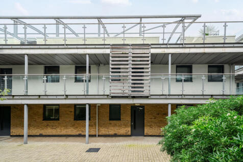 1381326-1-69139dd...