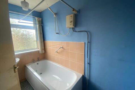 Ground Floor Bath