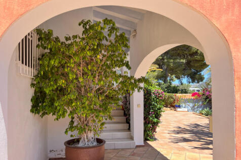 Property Image 11