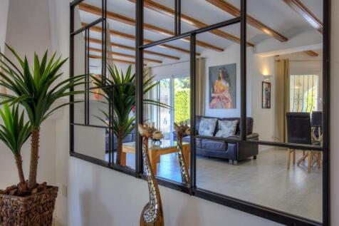 Property Image 36