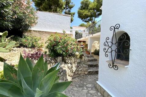 Property Image 9