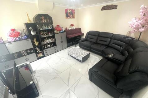 lounge 2 use