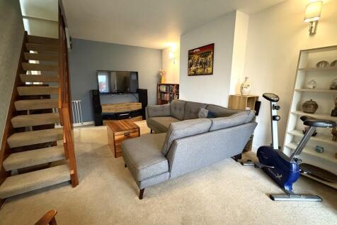lounge use