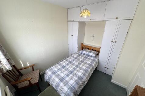 bed 3 use
