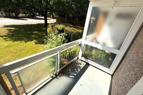 balcony use