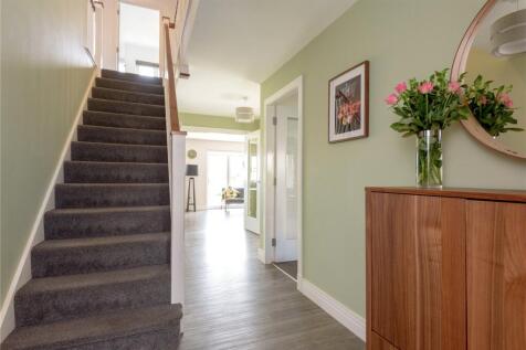 Buchanan Avenue 33