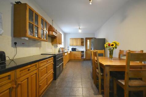Kitchen-min