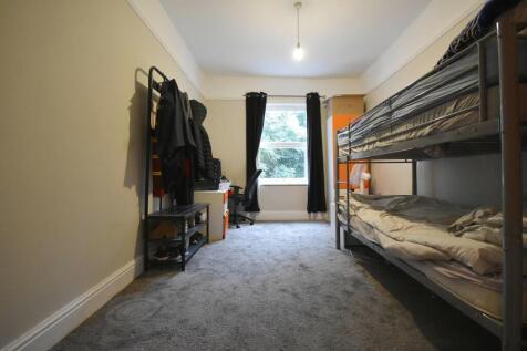 Bedroom 3-min