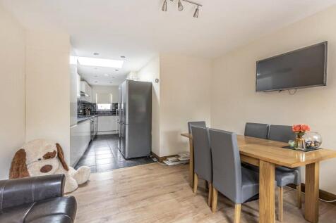 Sitting/Dining Room
