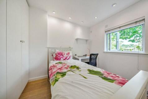 Bungalow Bedroom