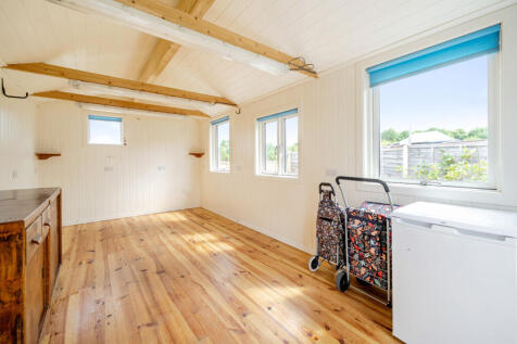 Outbuilding