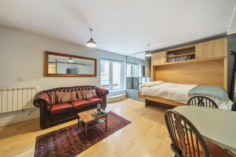 Sitting/Bedroom
