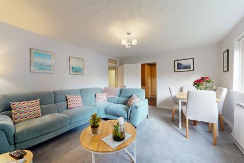 25-Woodside-Court-11272024_130232.jpg