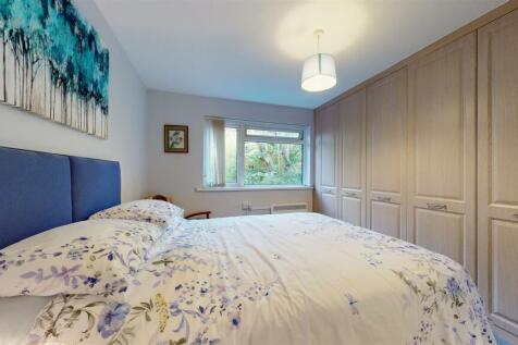 25-Woodside-Court-11272024_131314.jpg