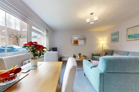 25-Woodside-Court-11272024_130753.jpg