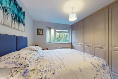25-Woodside-Court-11272024_131314.jpg
