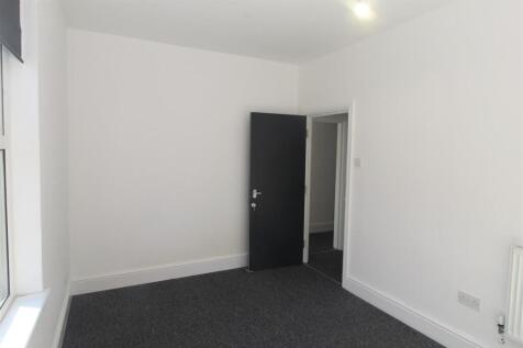 89 cathays terrace room 1, 4.jpg