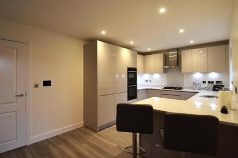Bletchley - Kitchen .JPG