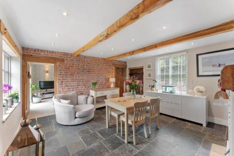 Laburnum Cottage-23.jpg