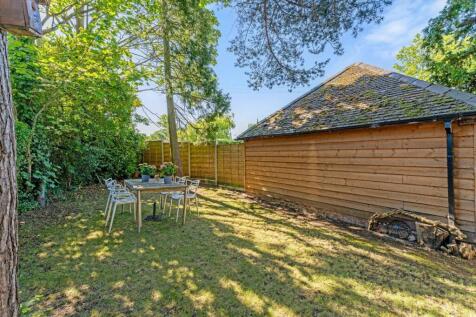 221 Moor Lane-21.jpg