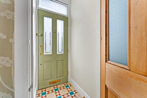 111 HEYES LANE-27.jpg