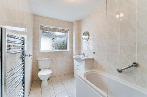 18 CROFT ROAD-10.jpg