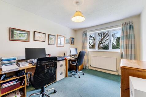 18 CROFT ROAD-27.jpg