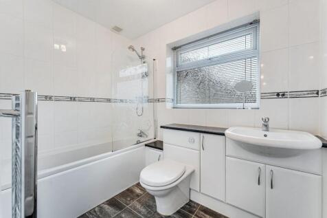 18 CROFT ROAD-24.jpg