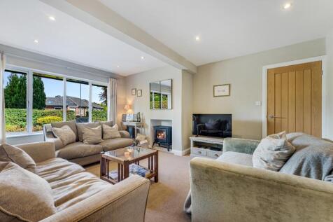 37 Strawberry Lane11.jpg