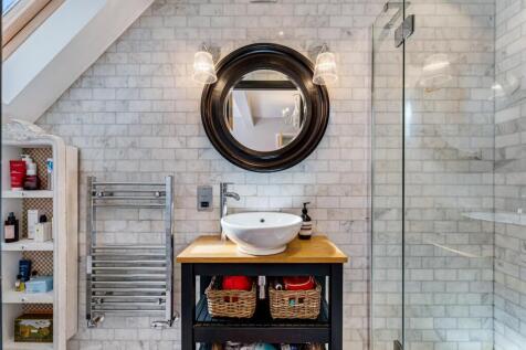 37 Strawberry Lane57.jpg