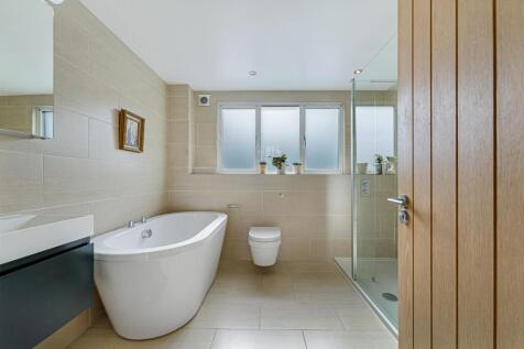 37 Strawberry Lane54.jpg