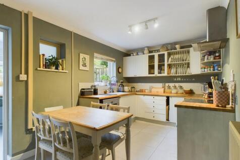 03A Kitchen CAM03...