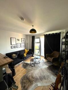 living room 1.jpg