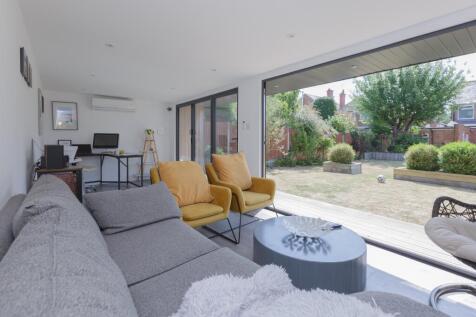 Property Image 36