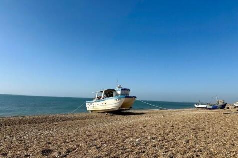 Hythe sea Boat.jpg