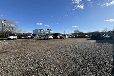 Waltham Abbey Driving Range, Brooker Road Waltham Abbey, EN9