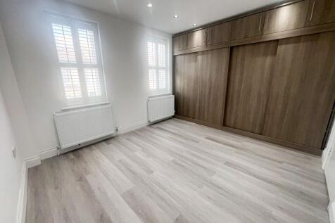 Tennyson Rd E15