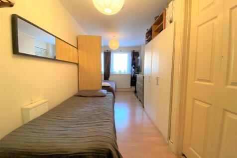 Atkinson Road E16