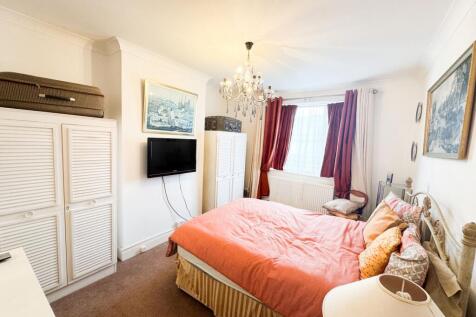 Tallack Road E10