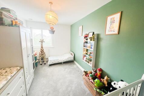 Buckingham Road CM16