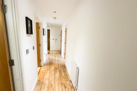 Buckingham Road CM16