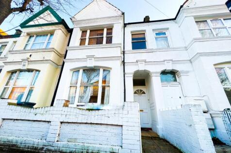 Park Grove Rd E11
