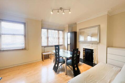 Park Grove Rd E11