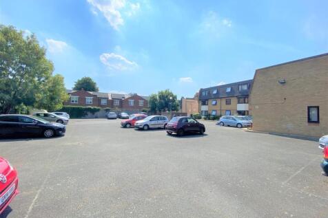 Woodbridge House E11