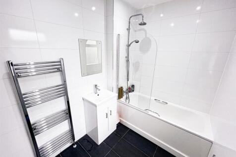 Capworth Str E10