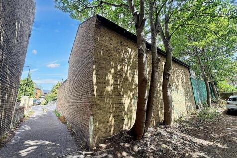 Wallwood Rd E11