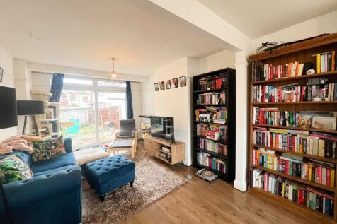 Eaton Rise E11