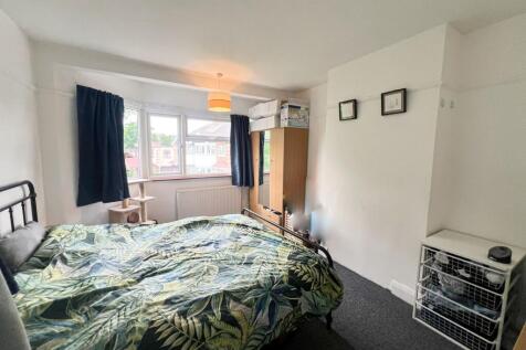 Eaton Rise E11